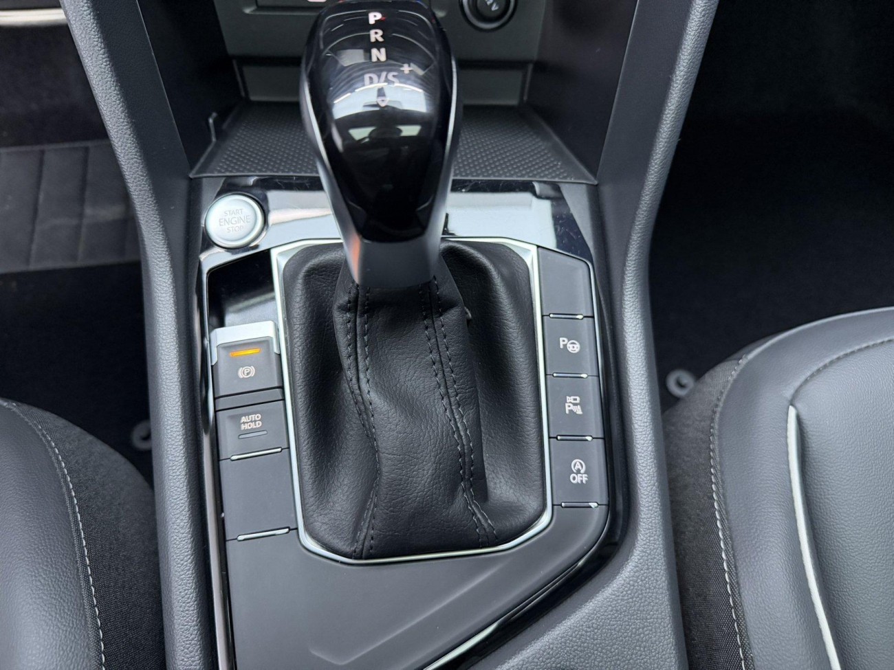Volkswagen Tiguan L 2024