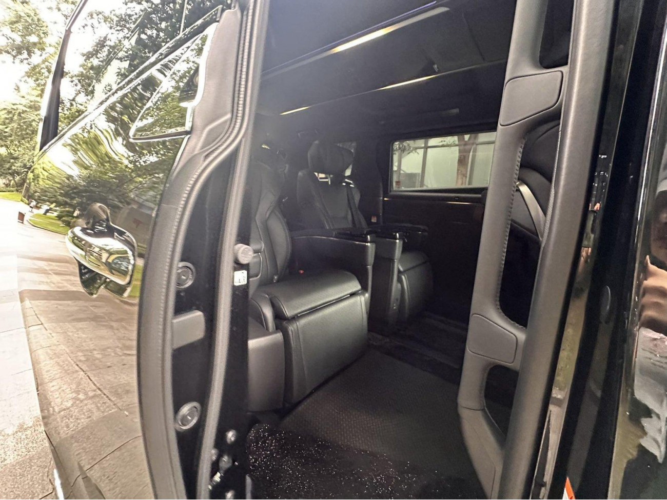 Toyota Vellfire 2024