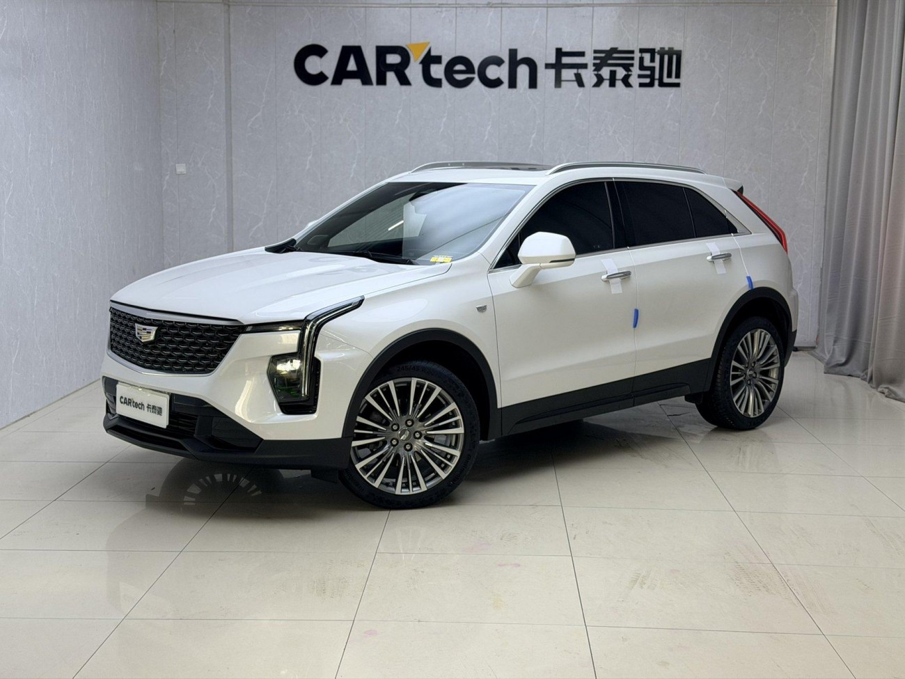 Cadillac XT4 2025