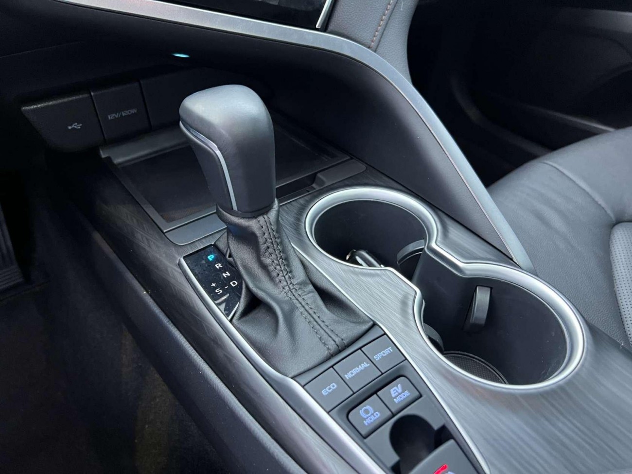 Toyota Camry 2023