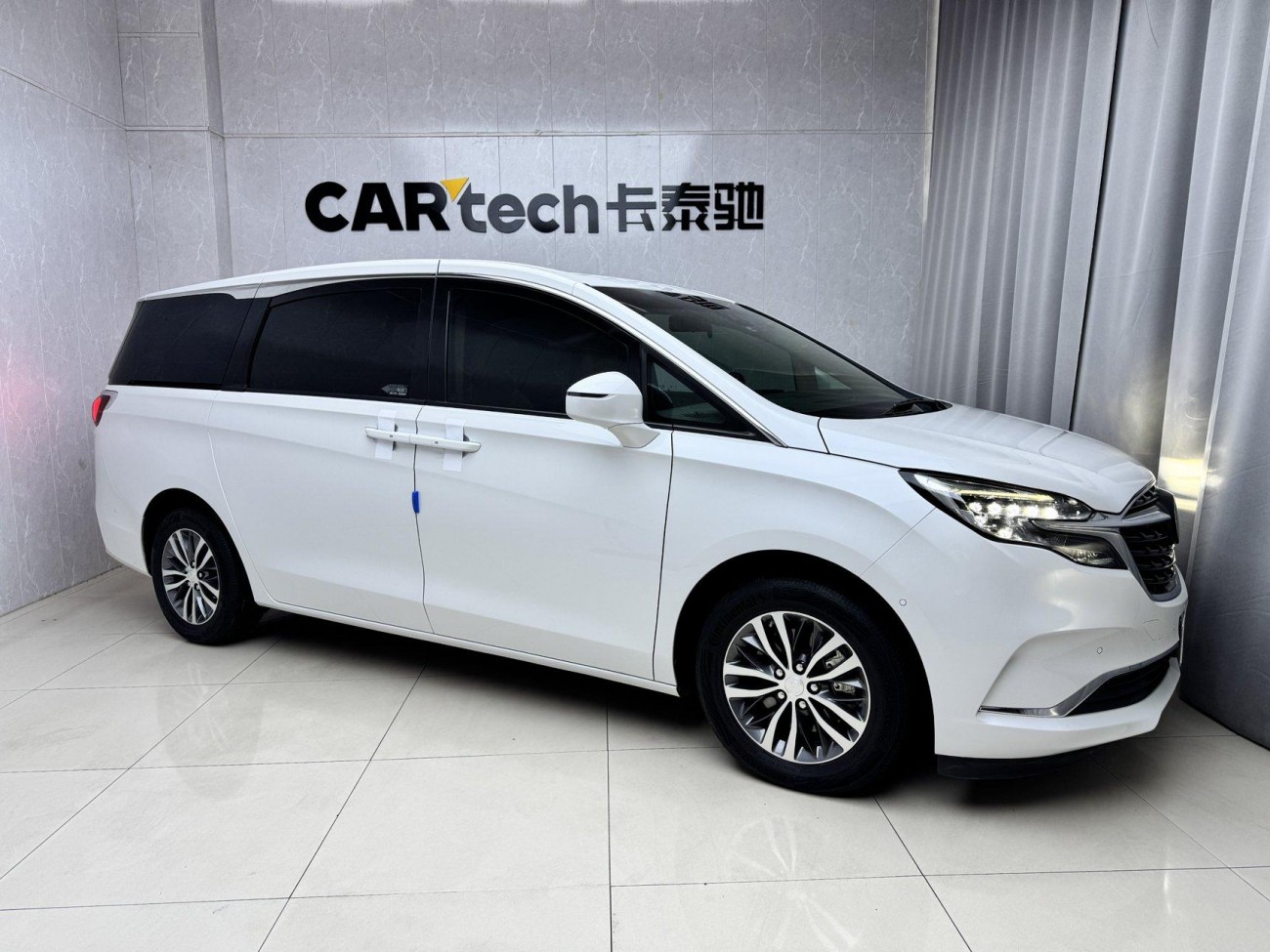 Buick GL8 2021