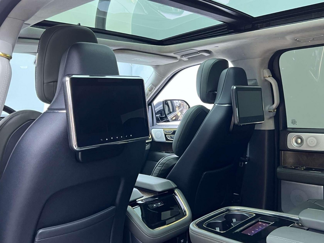 Lincoln Navigator 2023
