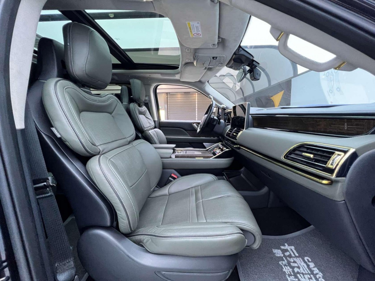 Lincoln Navigator 2023