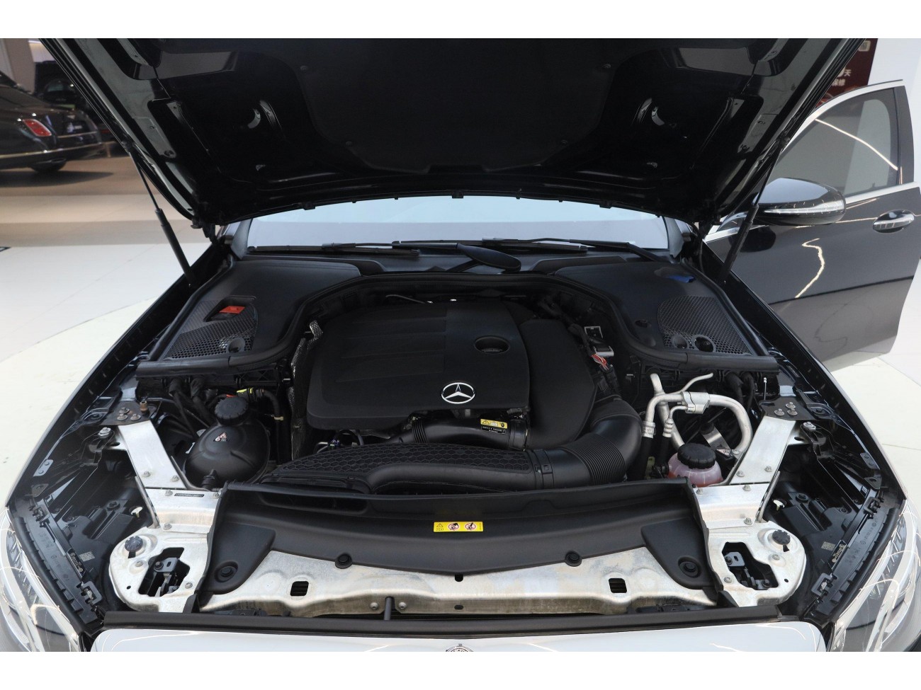Mercedes-Benz E 260 L 2020