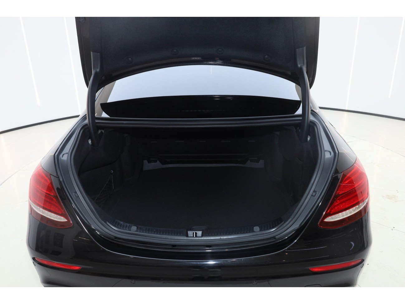 Mercedes-Benz E 260 L 2020