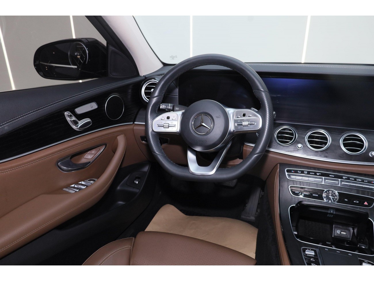 Mercedes-Benz E 260 L 2020