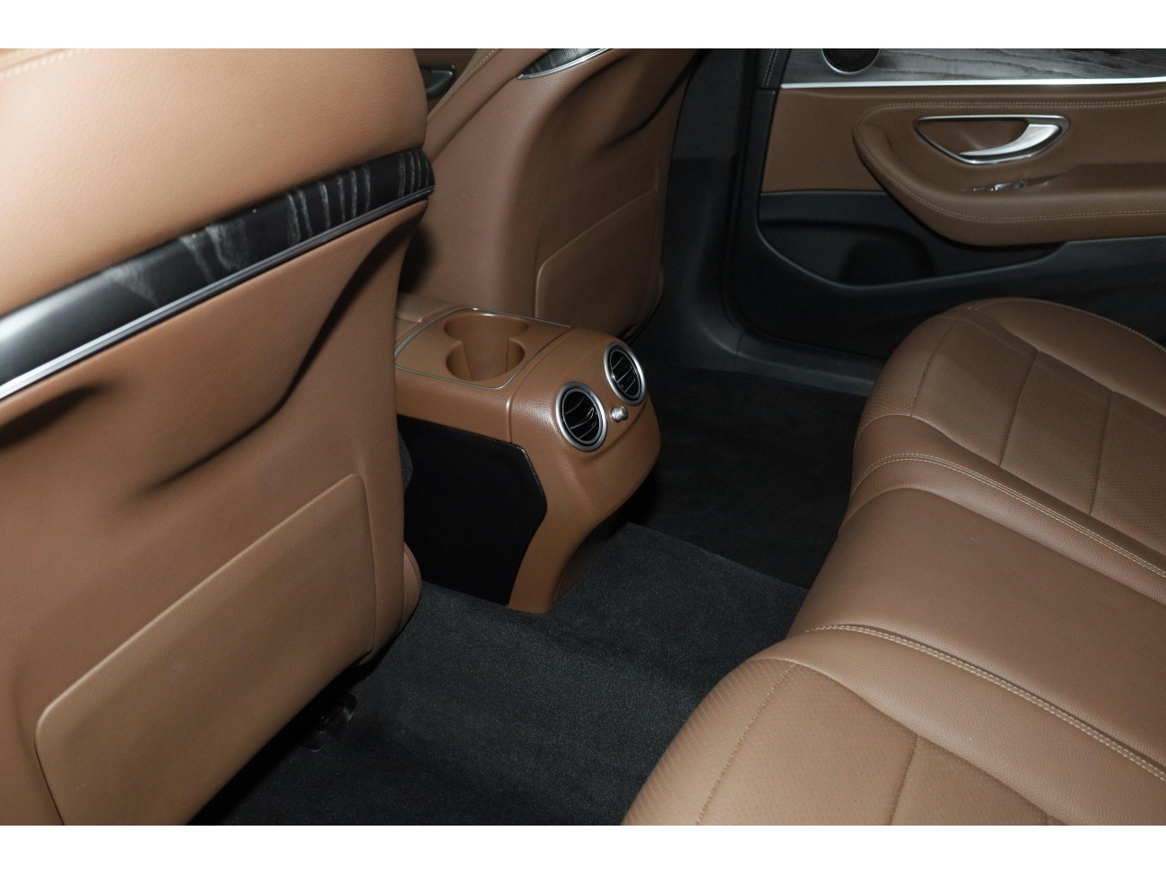 Mercedes-Benz E 260 L 2020