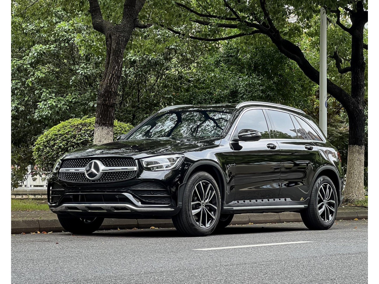 Mercedes-Benz GLC 260 L 2022