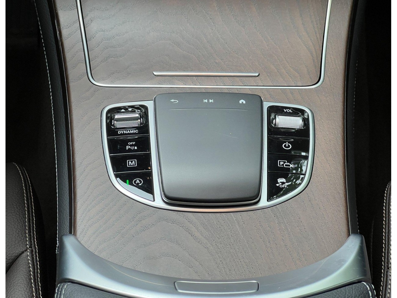 Mercedes-Benz GLC 260 L 2022