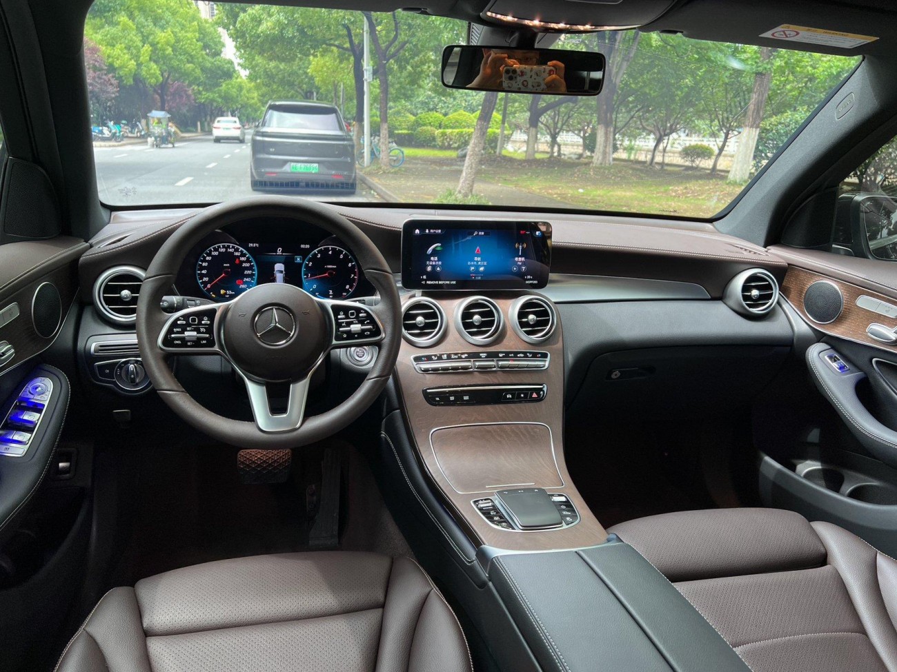 Mercedes-Benz GLC 260 L 2022