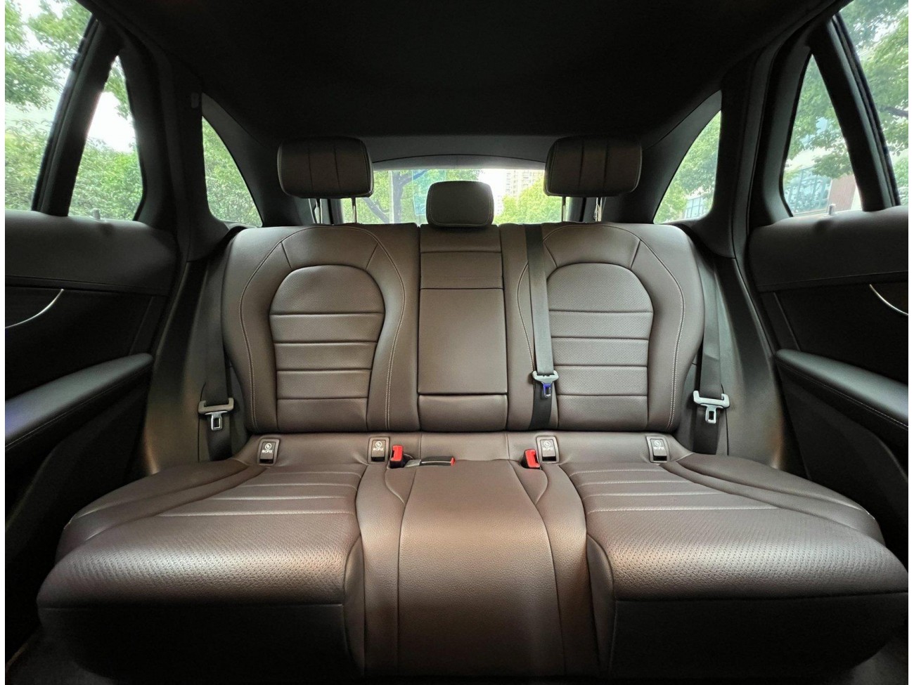 Mercedes-Benz GLC 260 L 2022