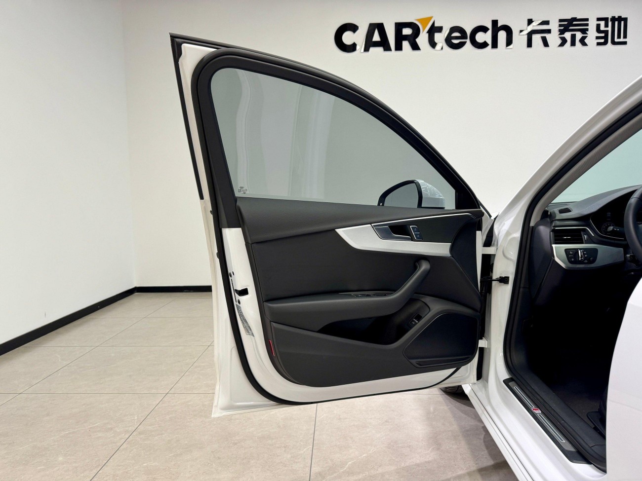 Audi A4L 40 TFSI 2023