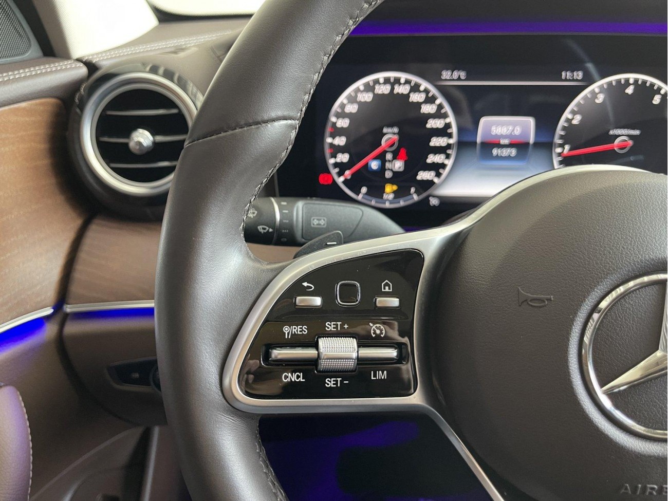 Mercedes-Benz E 300 L 2020