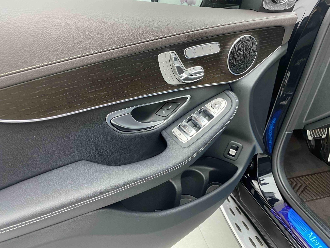 Mercedes-Benz GLC 260 L 2021