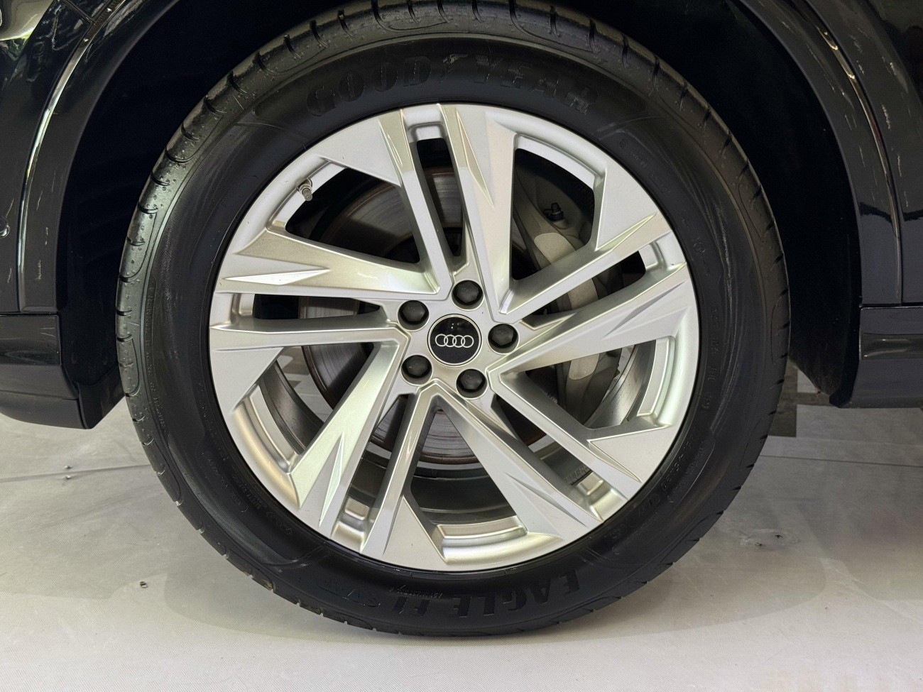 Audi Q7 45 TFSI 2024