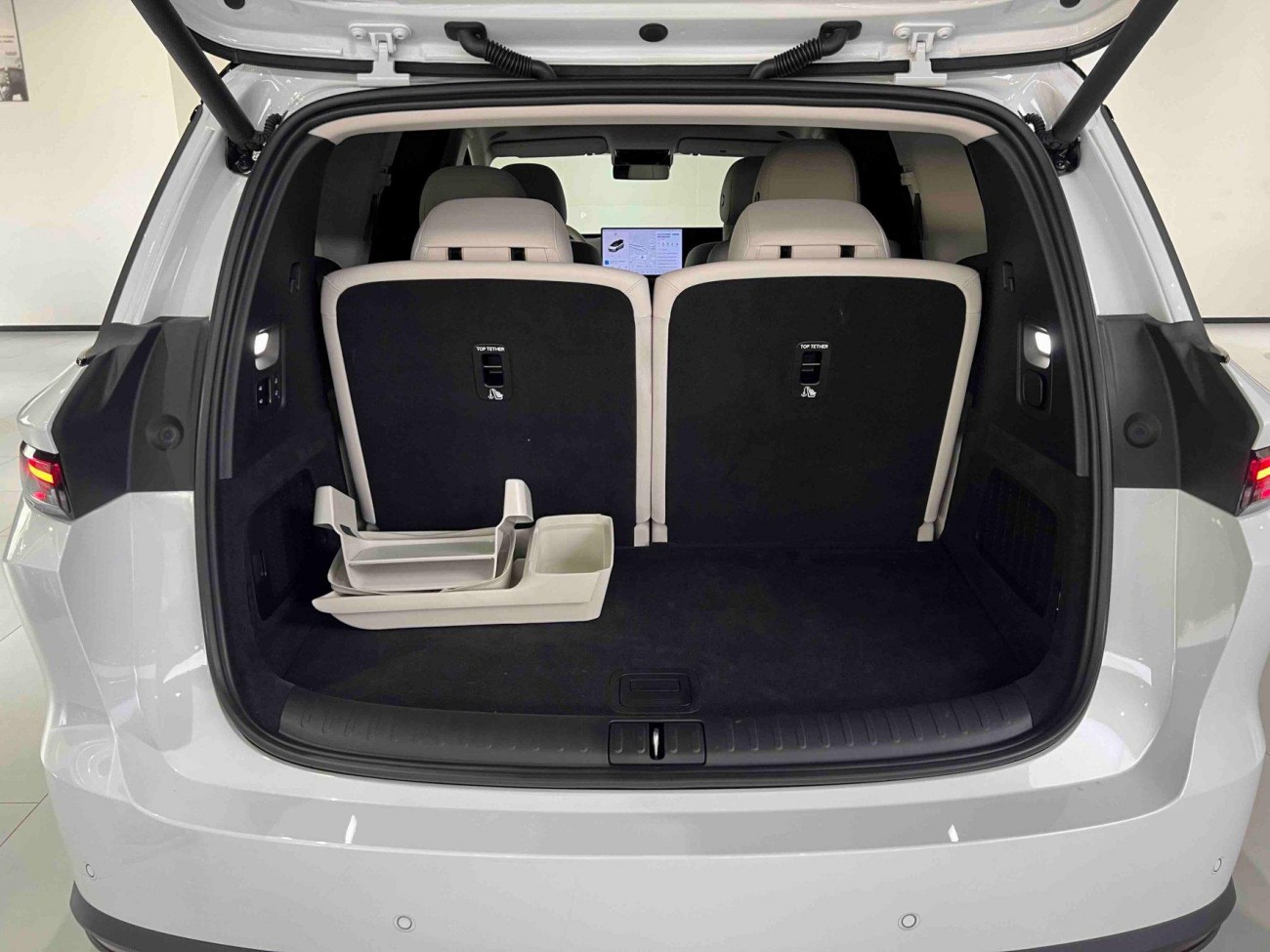 Li Auto i8 2026