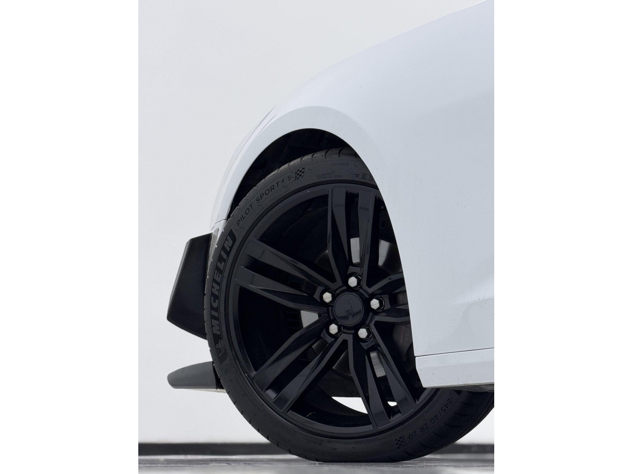 Chevrolet Unknown 2017