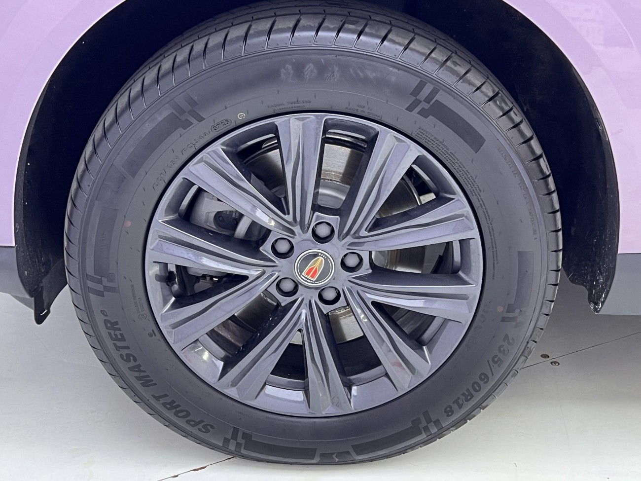 Hongqi HS6 2026