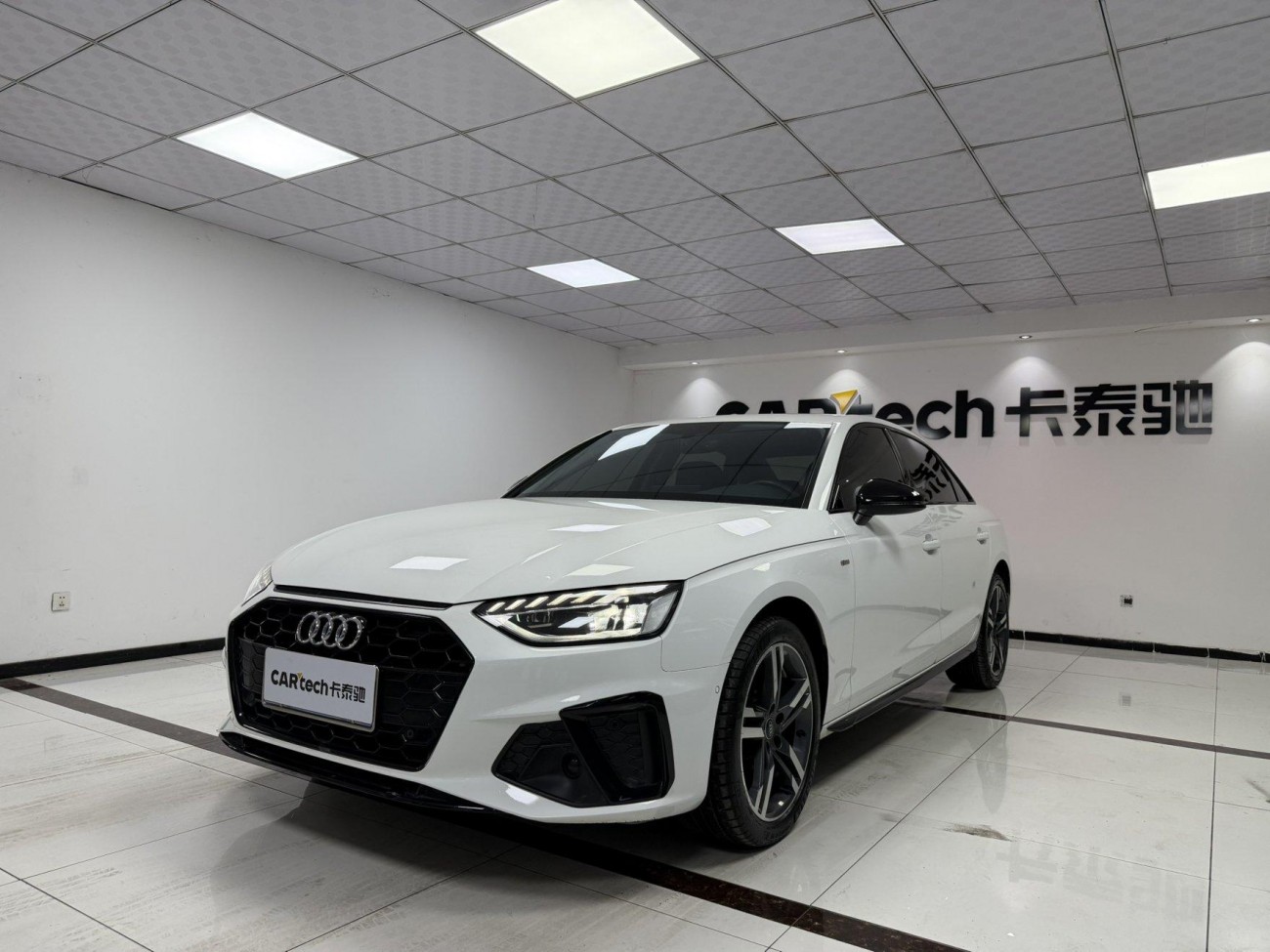 Audi A4L 40 TFSI 2023