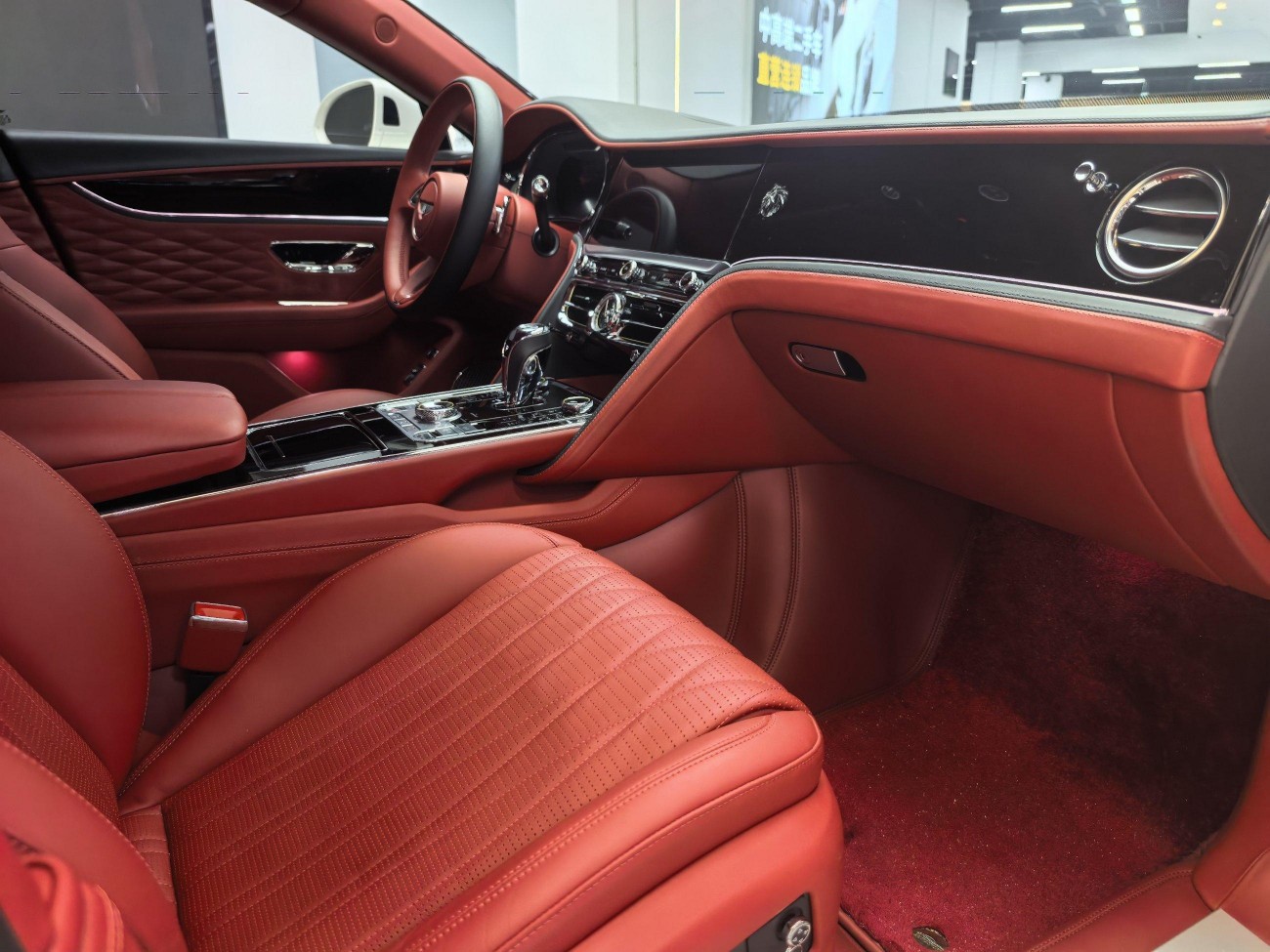 Bentley Flying Spur 2023