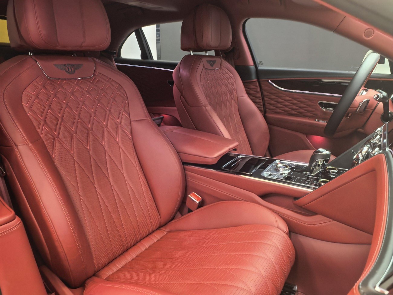 Bentley Flying Spur 2023