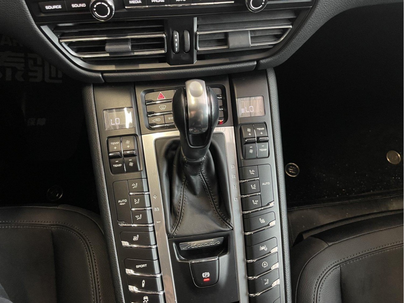 Porsche Macan 2020