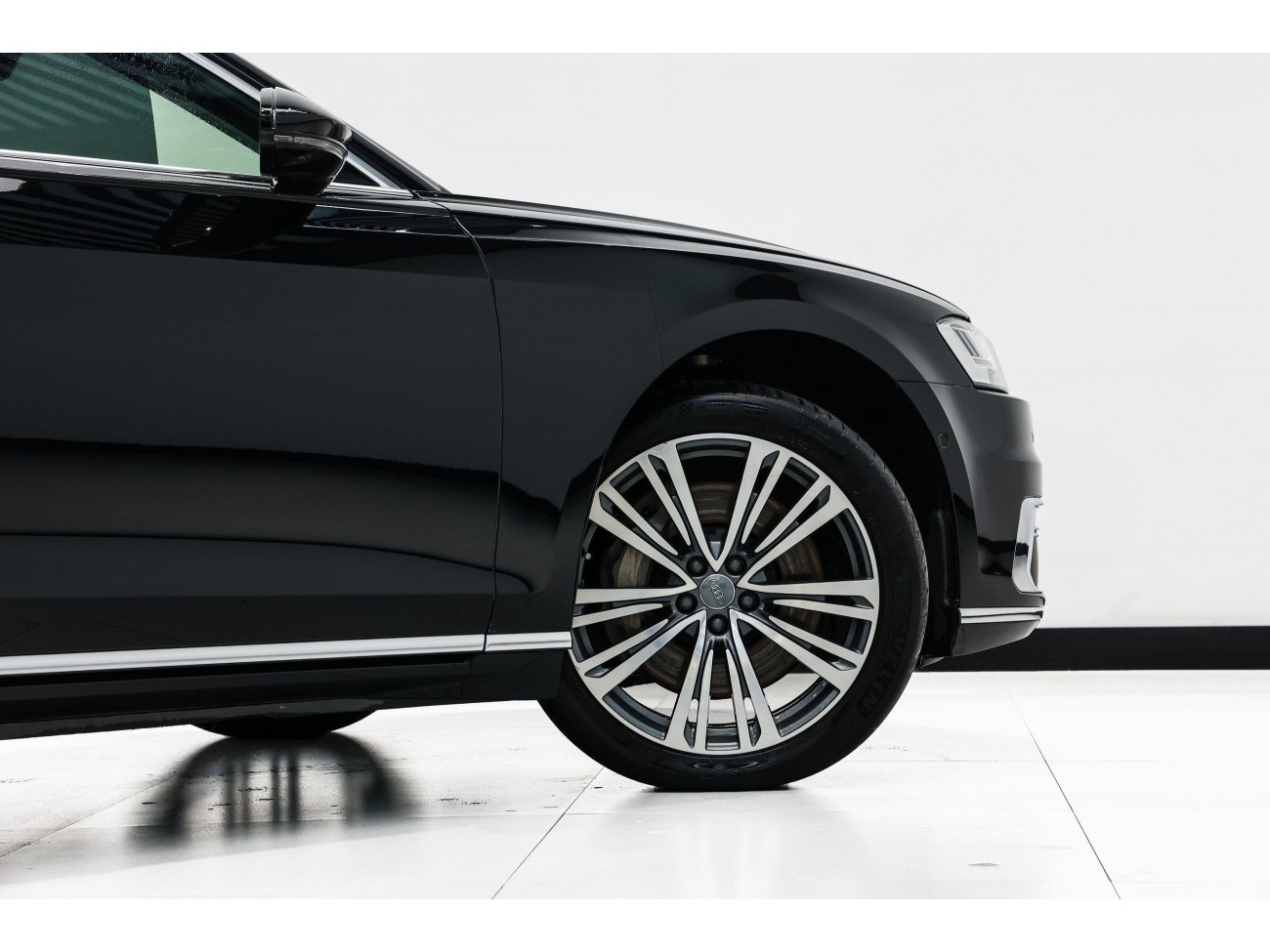 Audi A8L 55 TFSI 2019