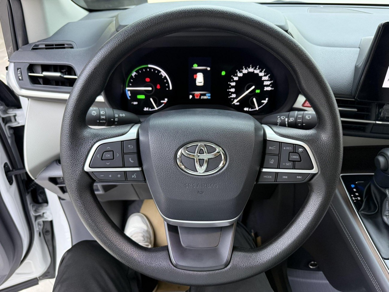 Toyota Sienna 2025