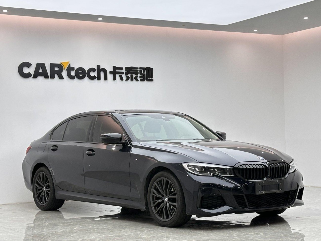 BMW 325Li 2021