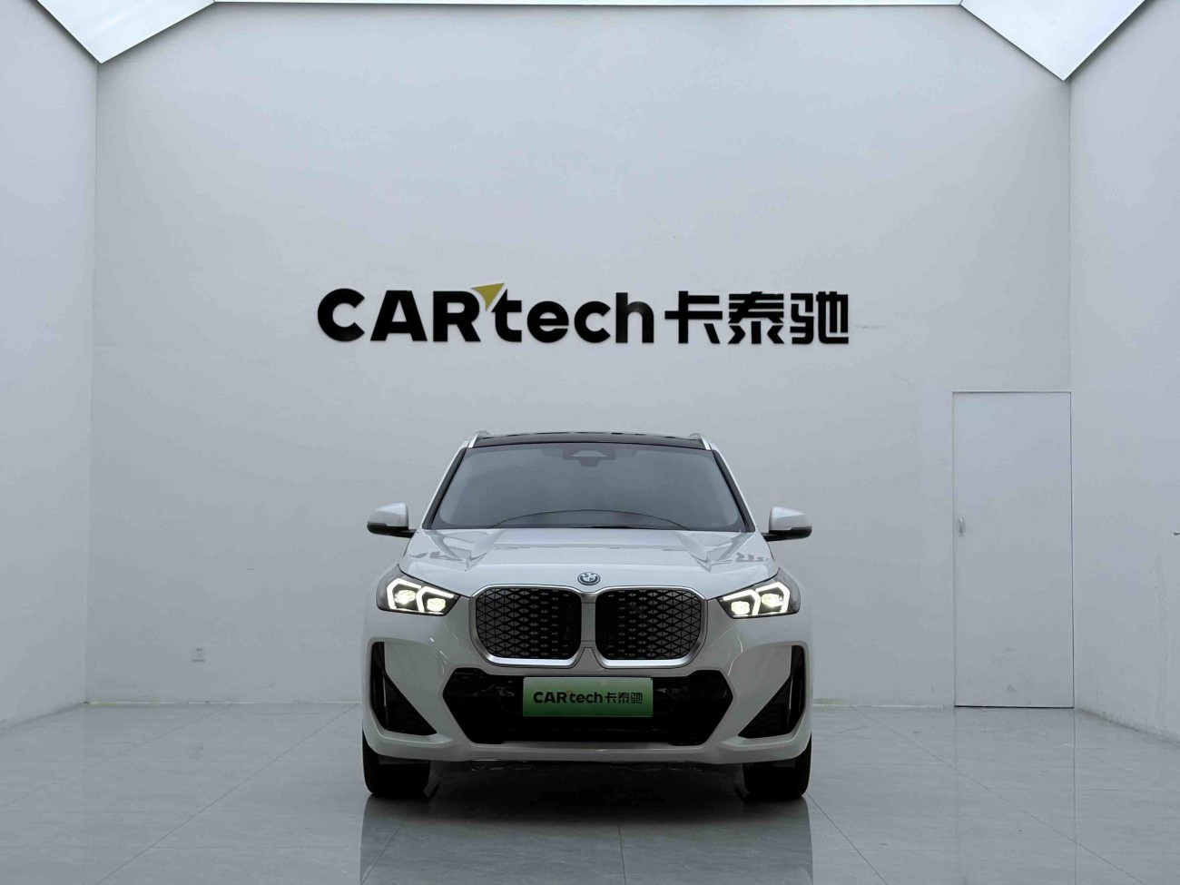 BMW iX1 2026