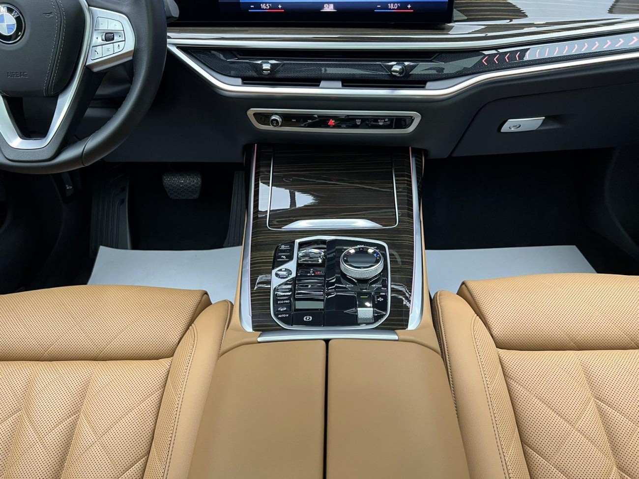 BMW X7 2024