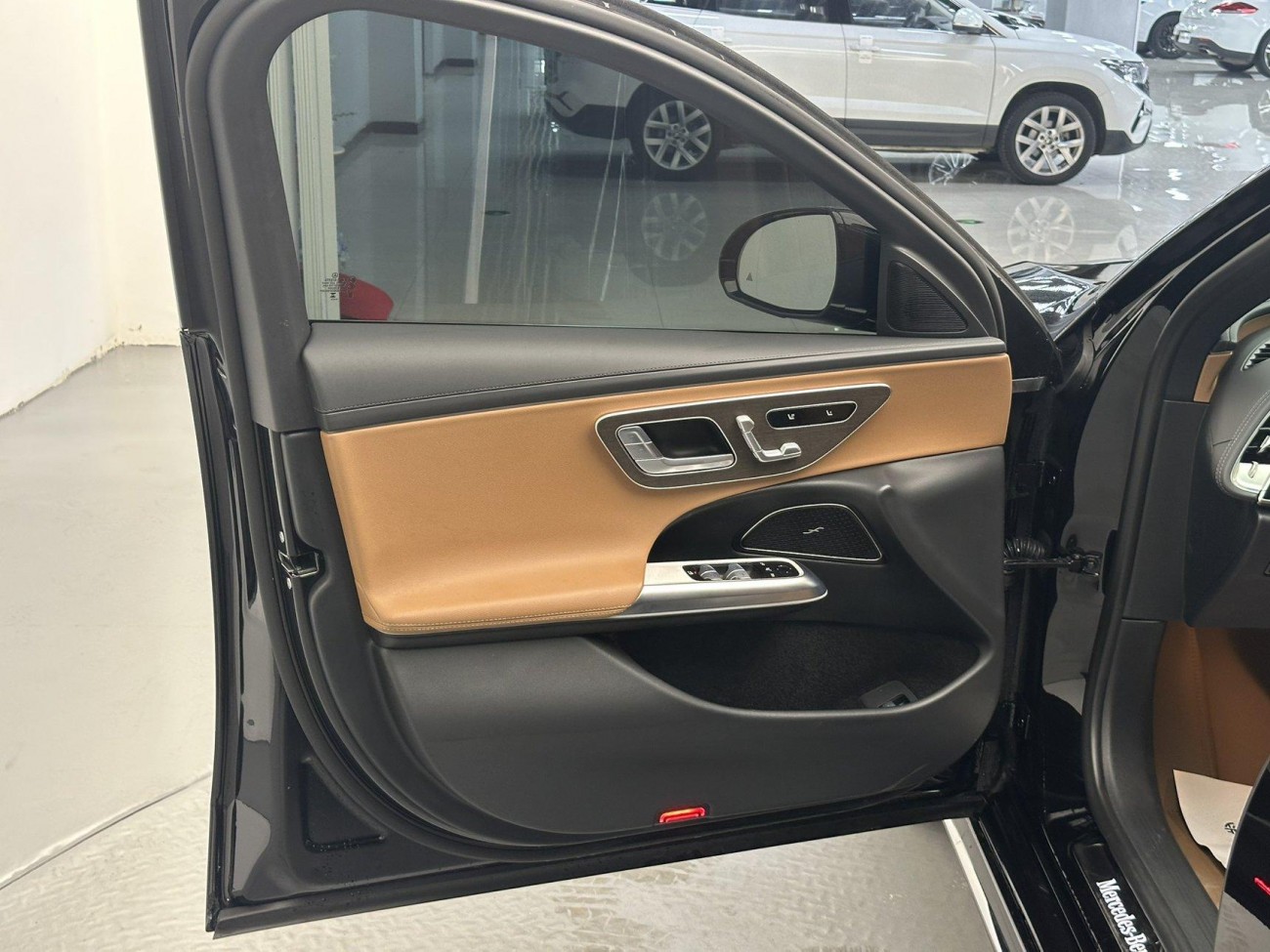 Mercedes-Benz E 260 L 2024