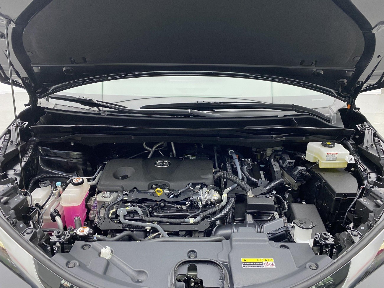 Toyota Granvia 2024