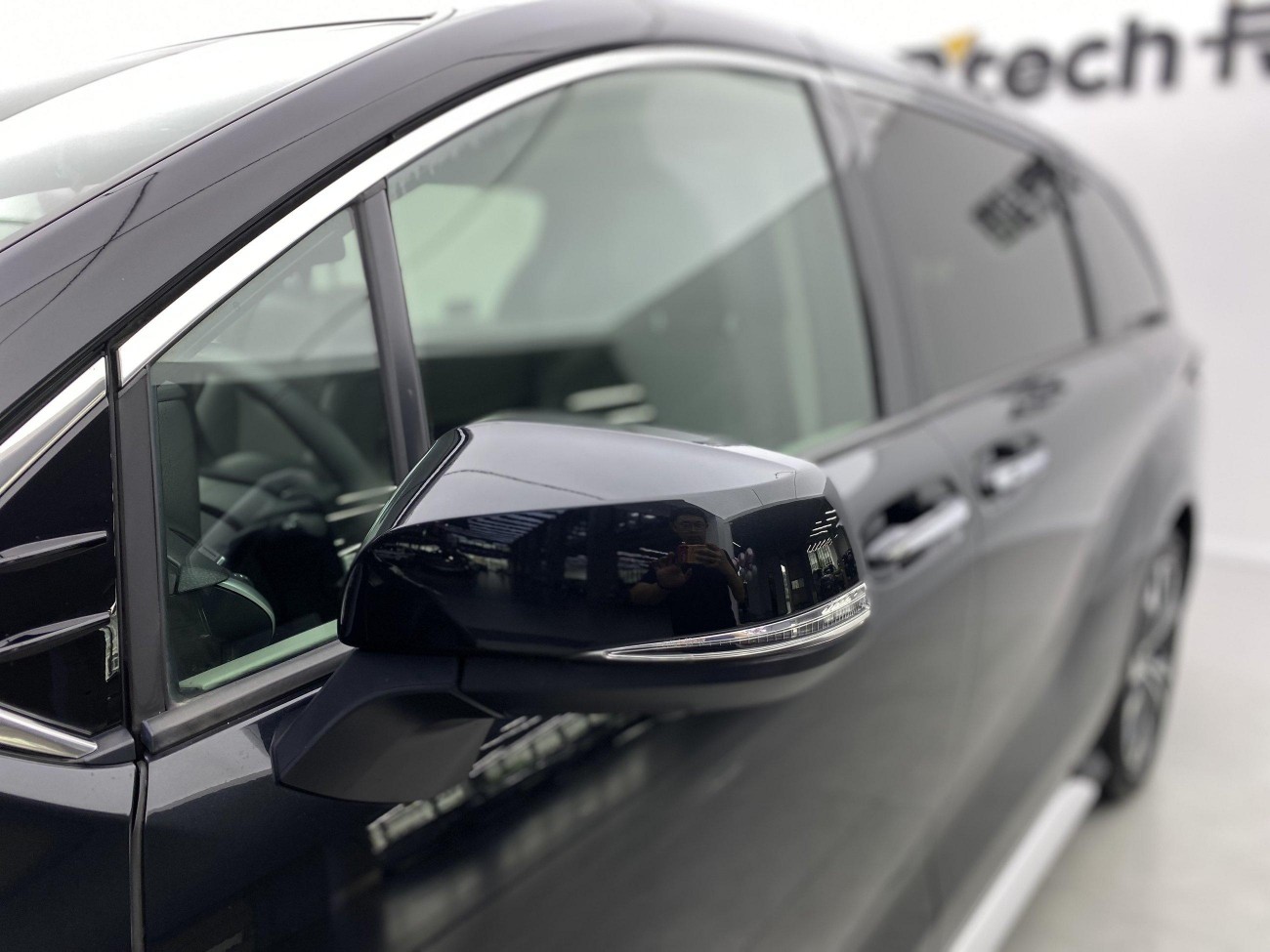 Toyota Granvia 2024