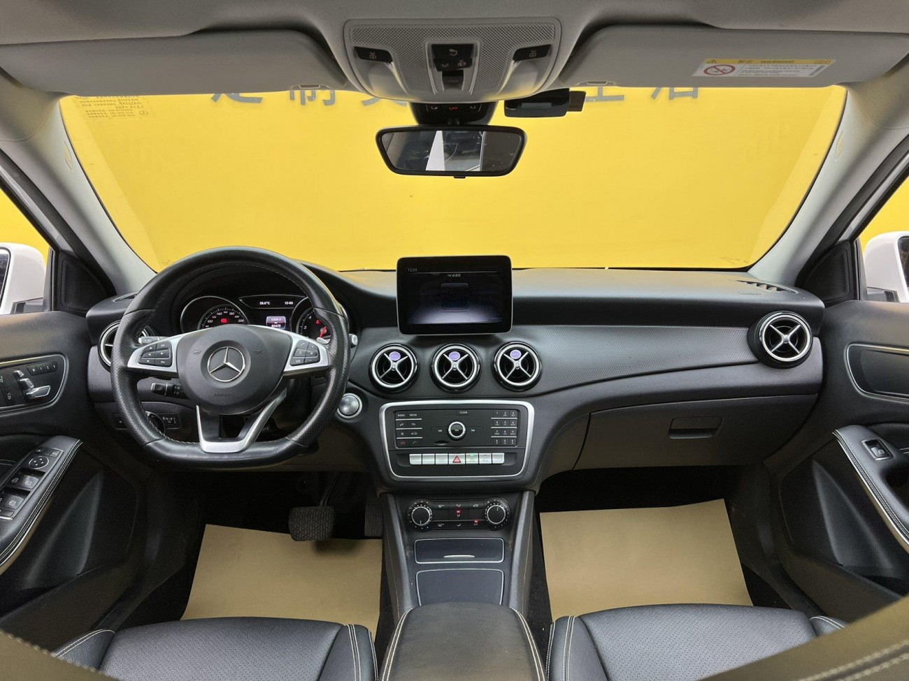 Mercedes-Benz GLA 200 2019