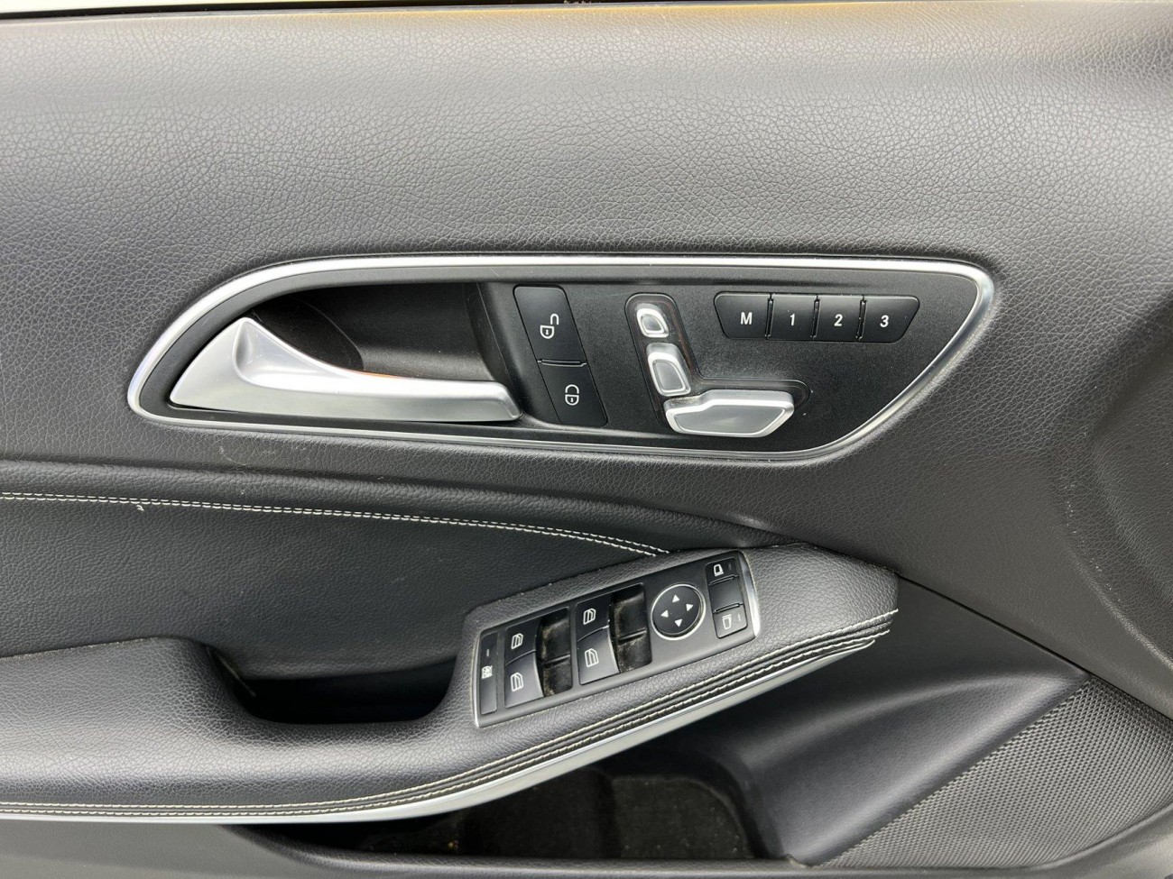 Mercedes-Benz GLA 200 2019