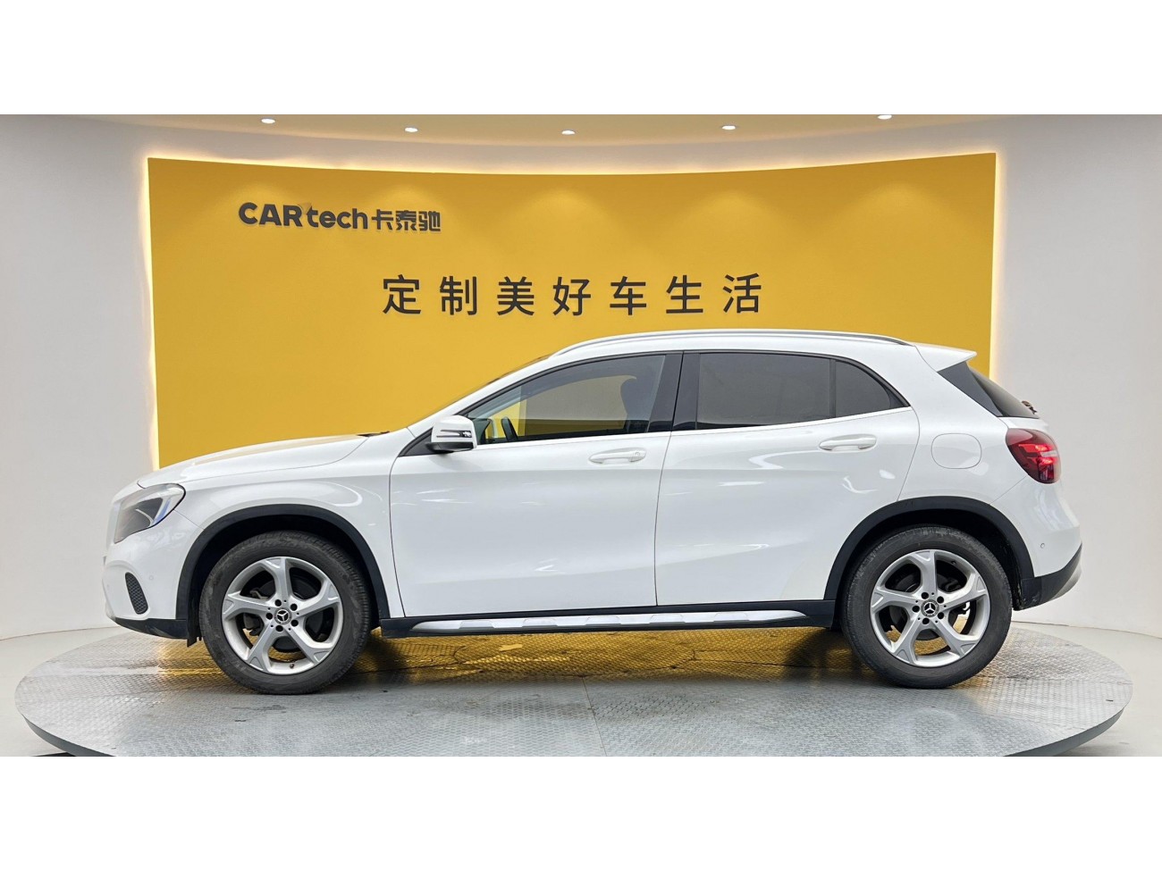Mercedes-Benz GLA 200 2019