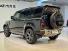 Land Rover Defender 2023