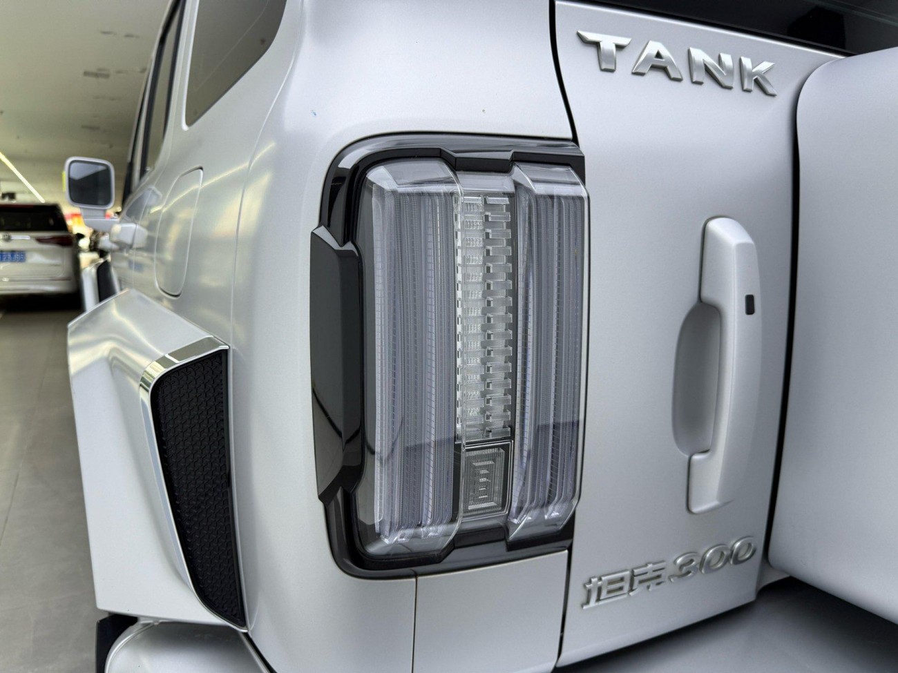 Tank 300 2022