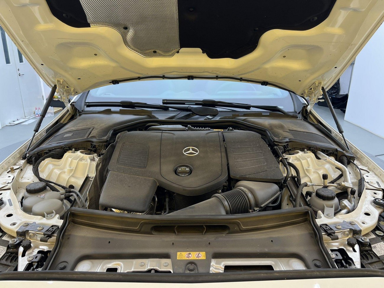 Mercedes-Benz C 260 L 2025