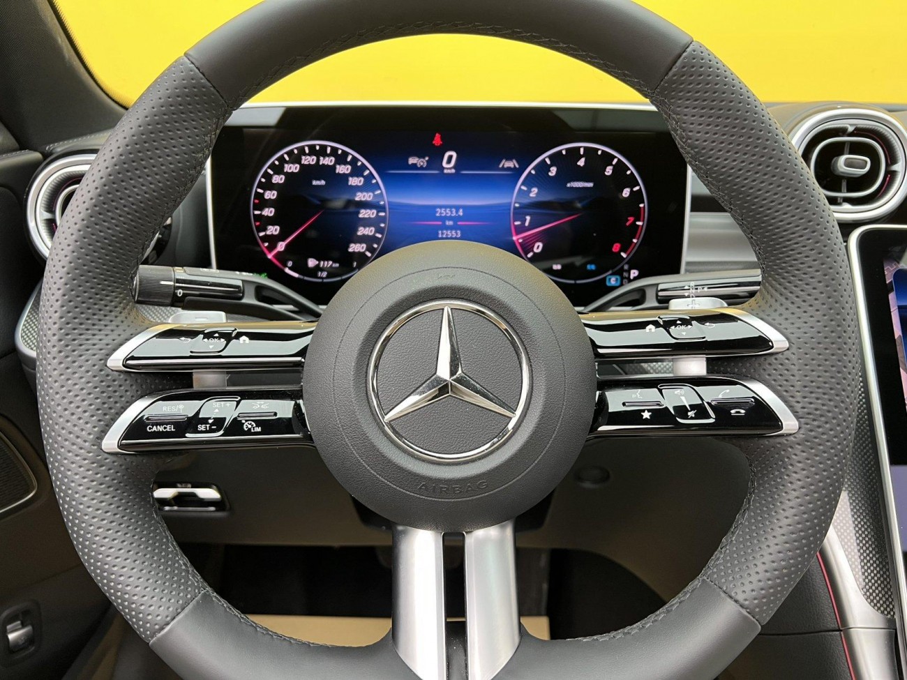 Mercedes-Benz C 260 L 2025