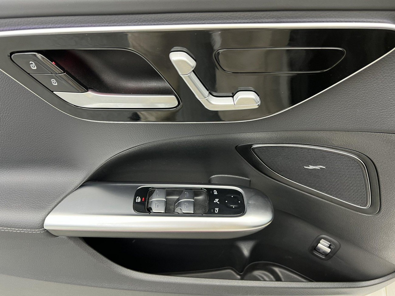 Mercedes-Benz C 260 L 2025
