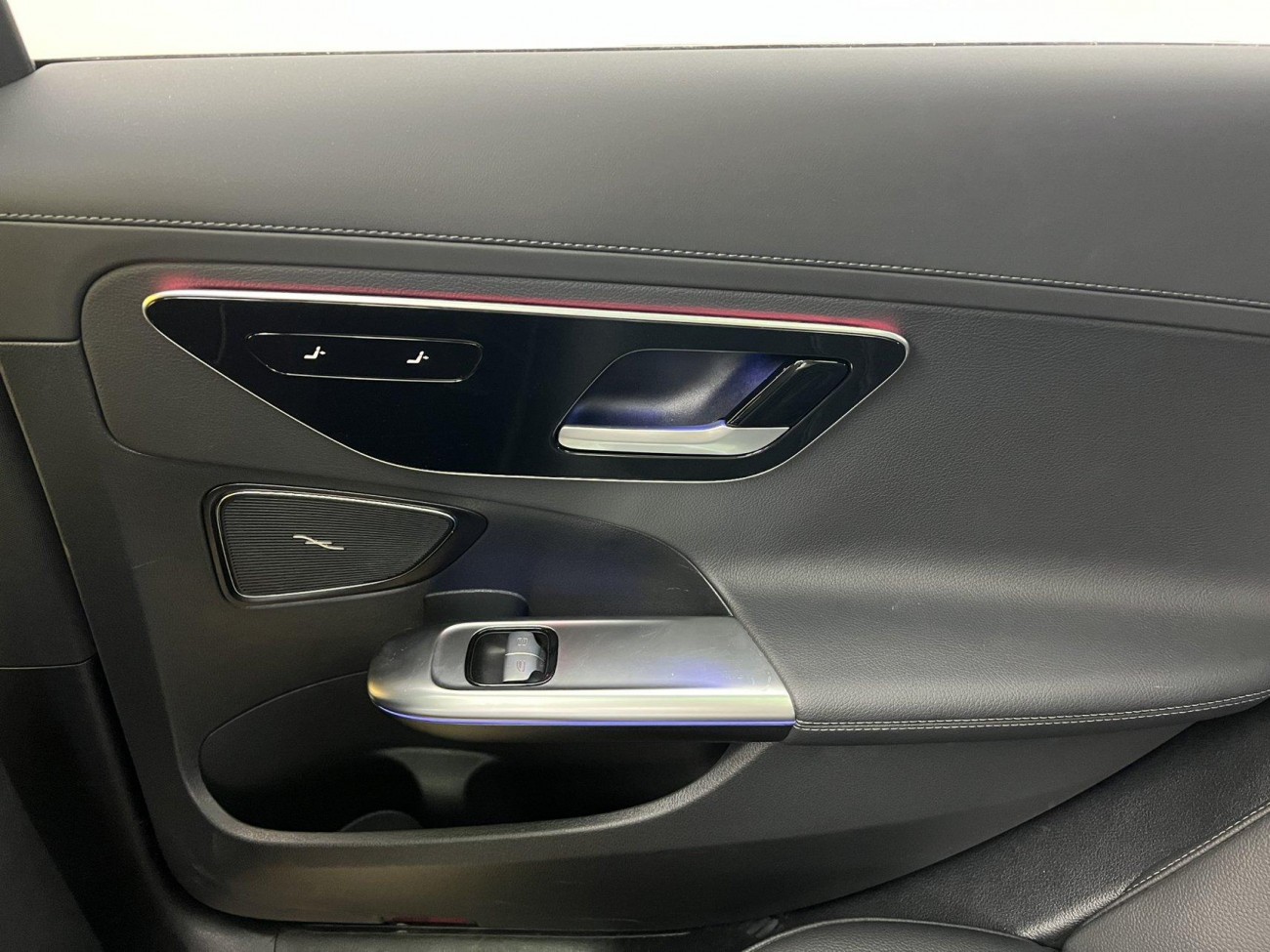 Mercedes-Benz C 260 L 2025