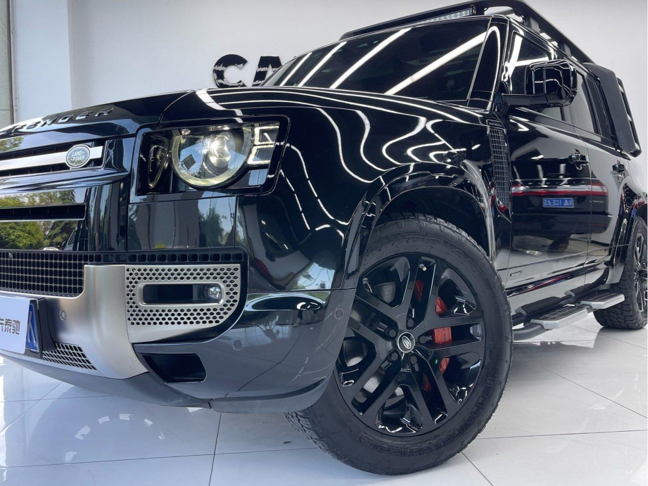 Land Rover Defender 2021