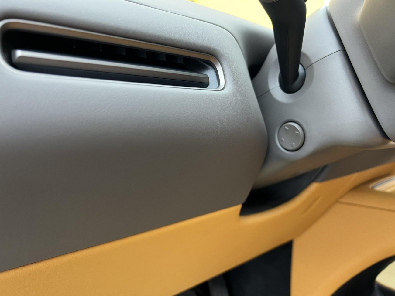 Li Auto i8 2025