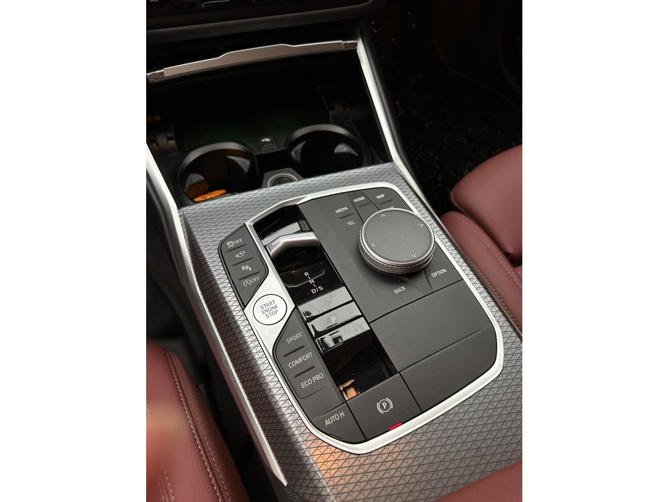 BMW 330Li 2025