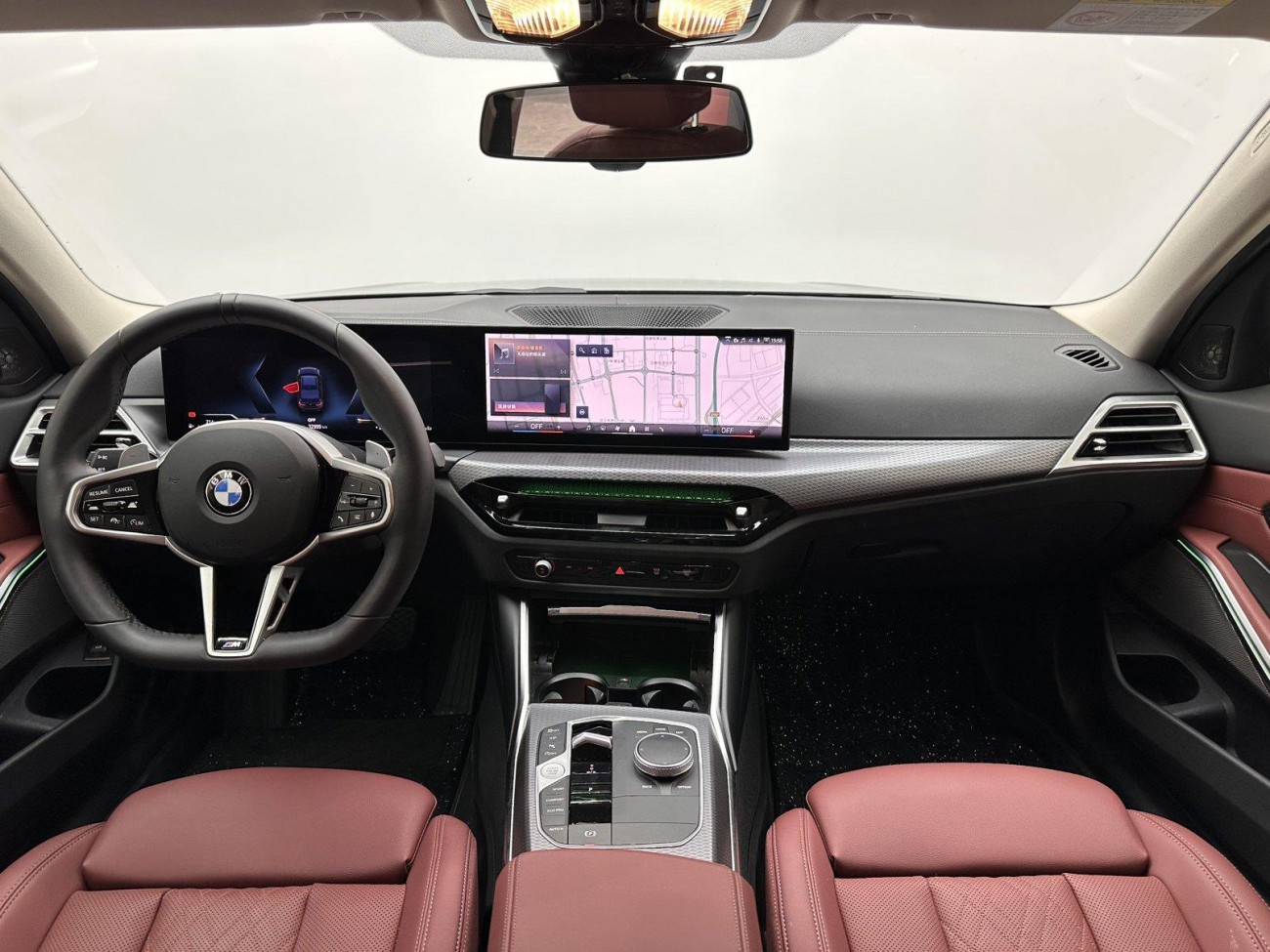 BMW 330Li 2025