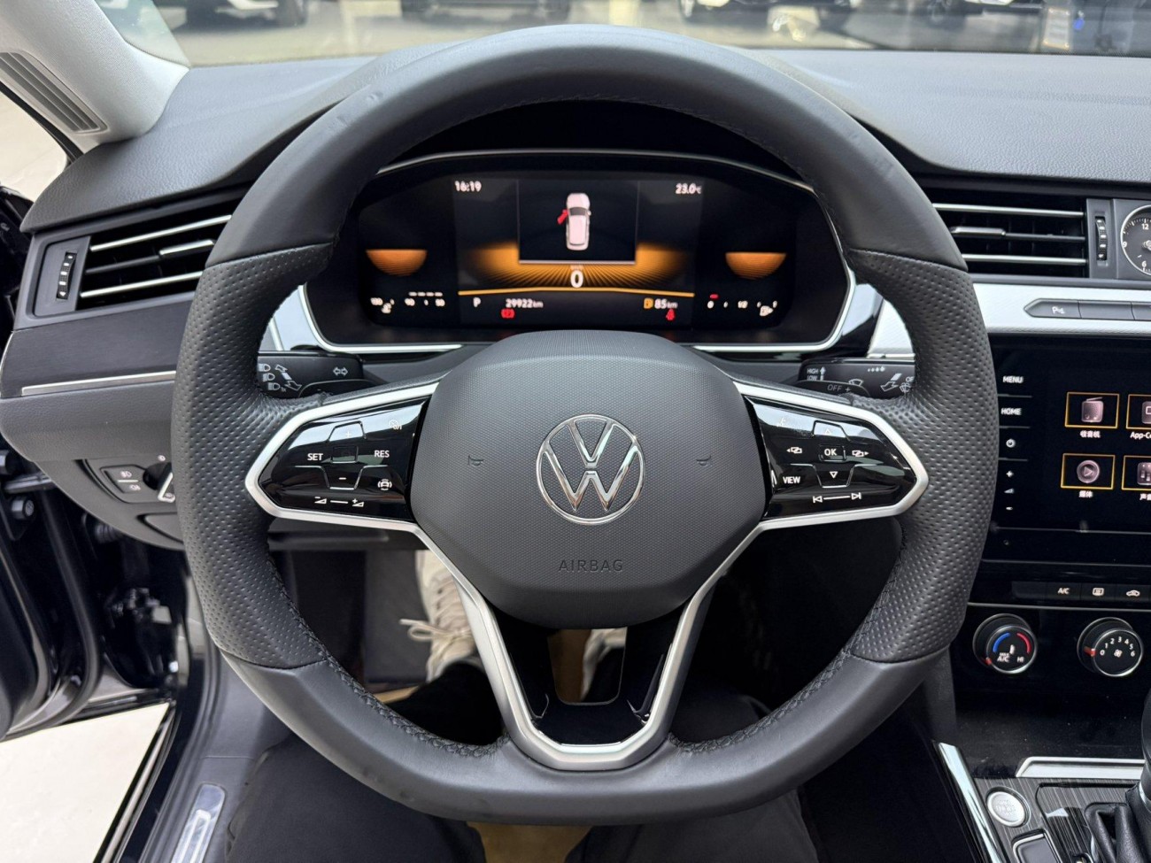 Volkswagen Magotan 2024