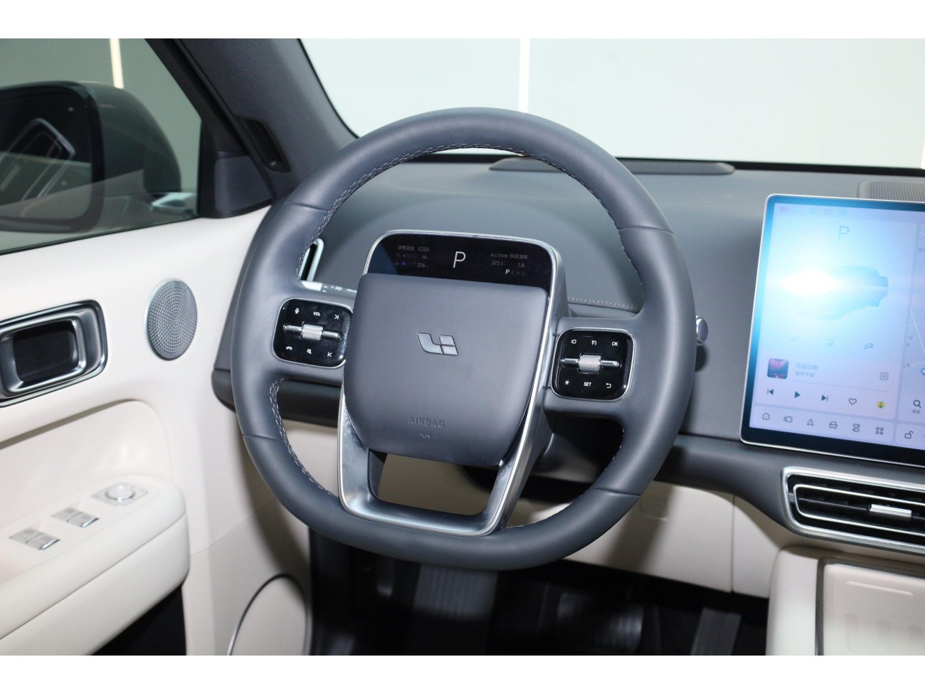Li Auto L6 2024