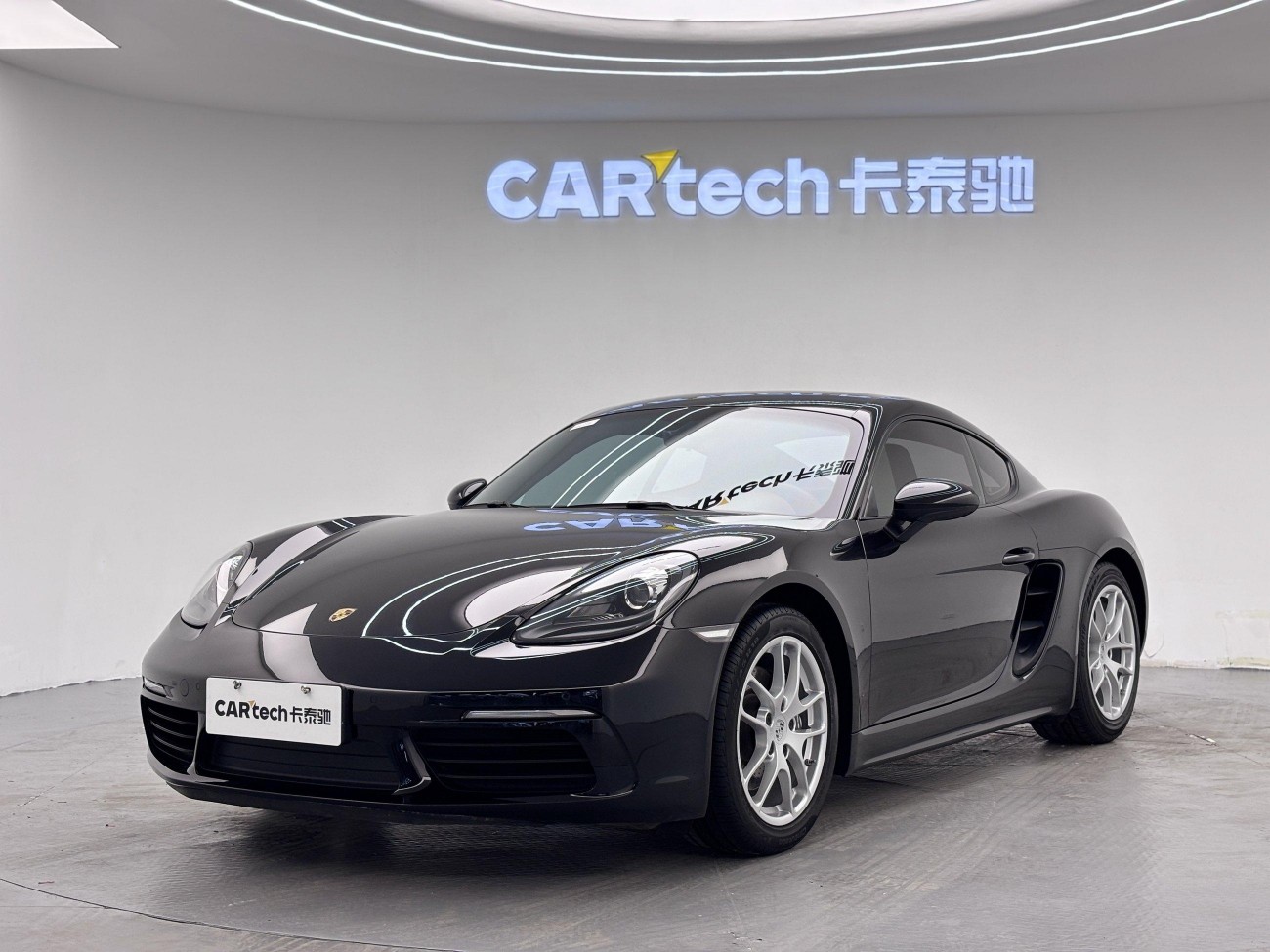 Porsche Cayman 2019